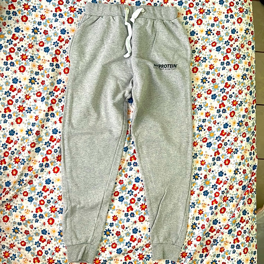MEN’s MyProtein Gray Sweat Pant in size XS